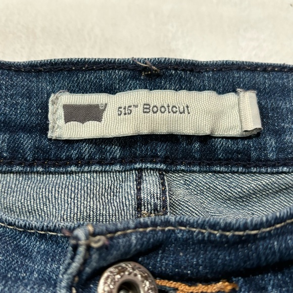 LEVI’S Women’s Vintage Boot Cut 515 Denim Jeans - light wash, size 4M W27 - Picture 6 of 7